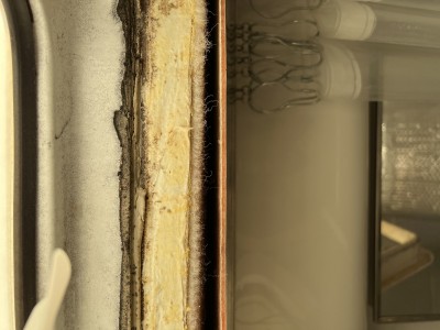 Concourse_Bathroom-vent-cover-removed_shows-roof-w-foam-core_small.jpg