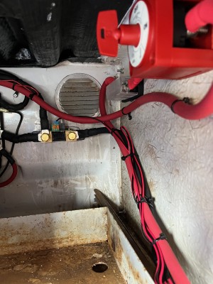 Blue Sea Fuse and Switch.jpg